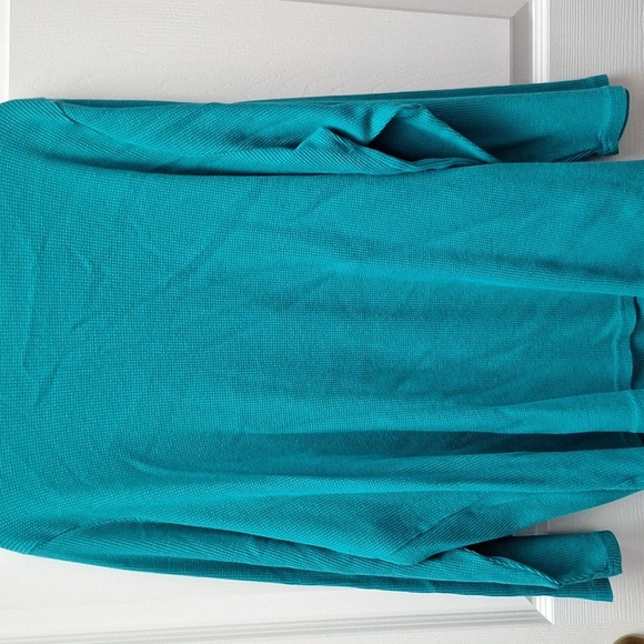 e Woman Within Blue Embroided Top 2X - Picture 2 of 5